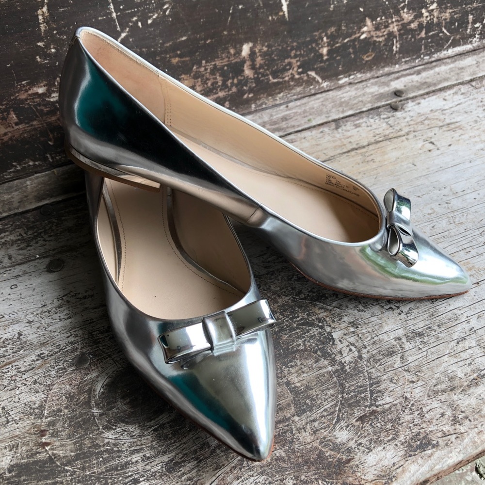 🌸Coach Silver Wilma Flats!🌸